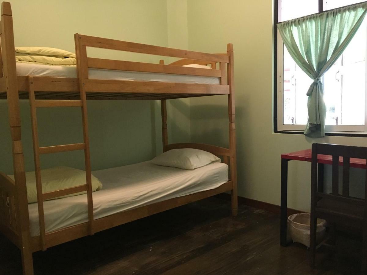 Baan Bua Guest House Чианграй Экстерьер фото
